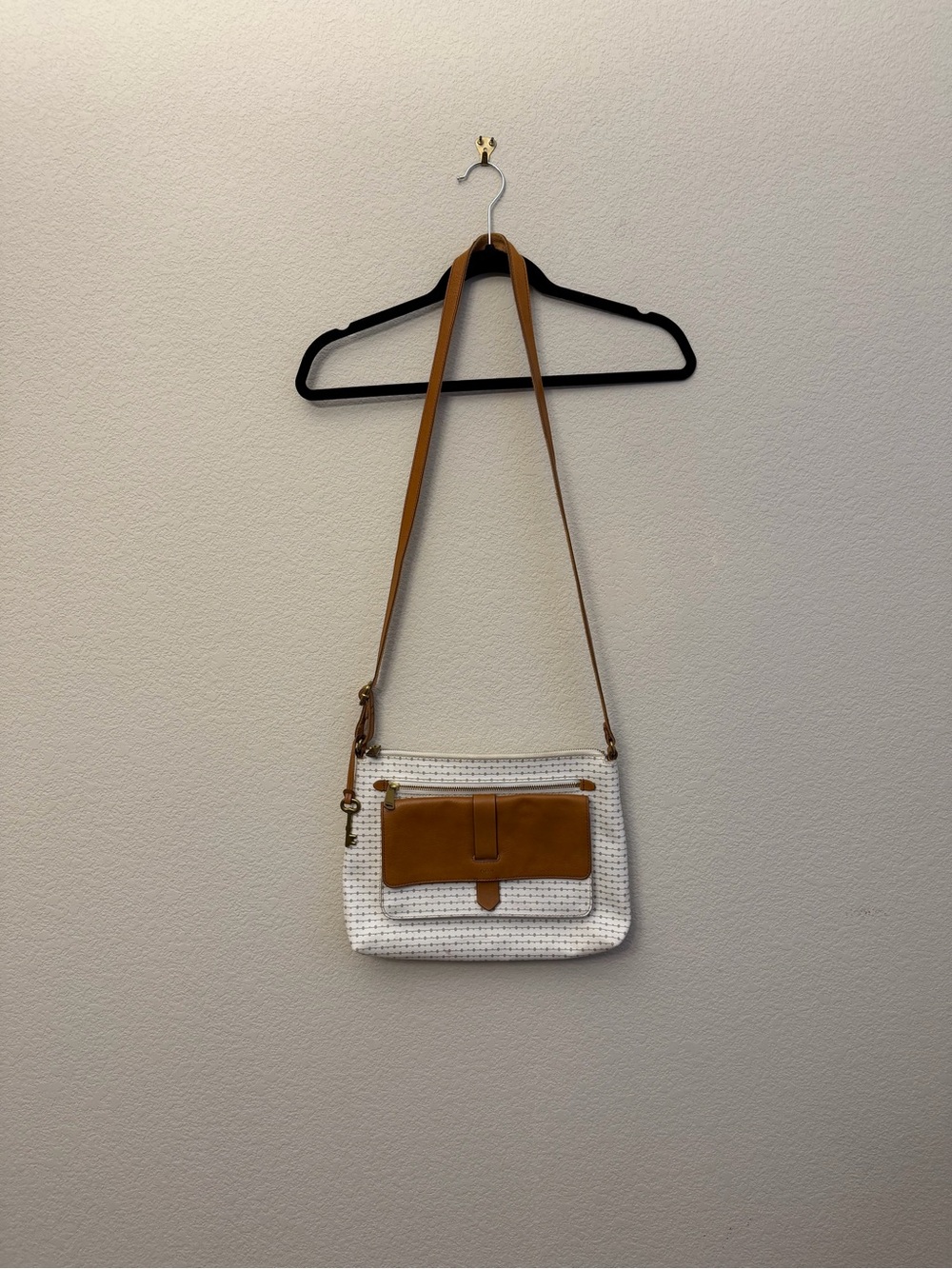 Fossil Cream & tan leather textured Crossbody with Tan Leather Trim & canvas - Picture 5 of 16